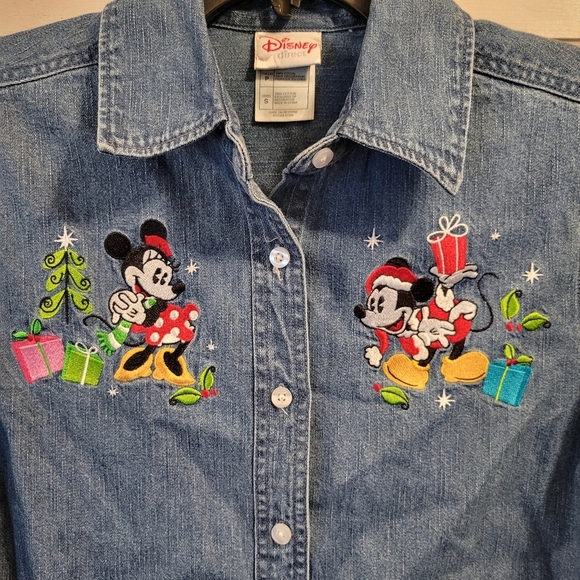 Vintage Disney Holiday Minnie & Mickey Christmas Embroidered Long Sleeve Top - Picture 2 of 7